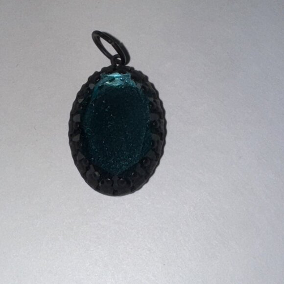 Blue gem Black Oval Pendant - Picture 10 of 14